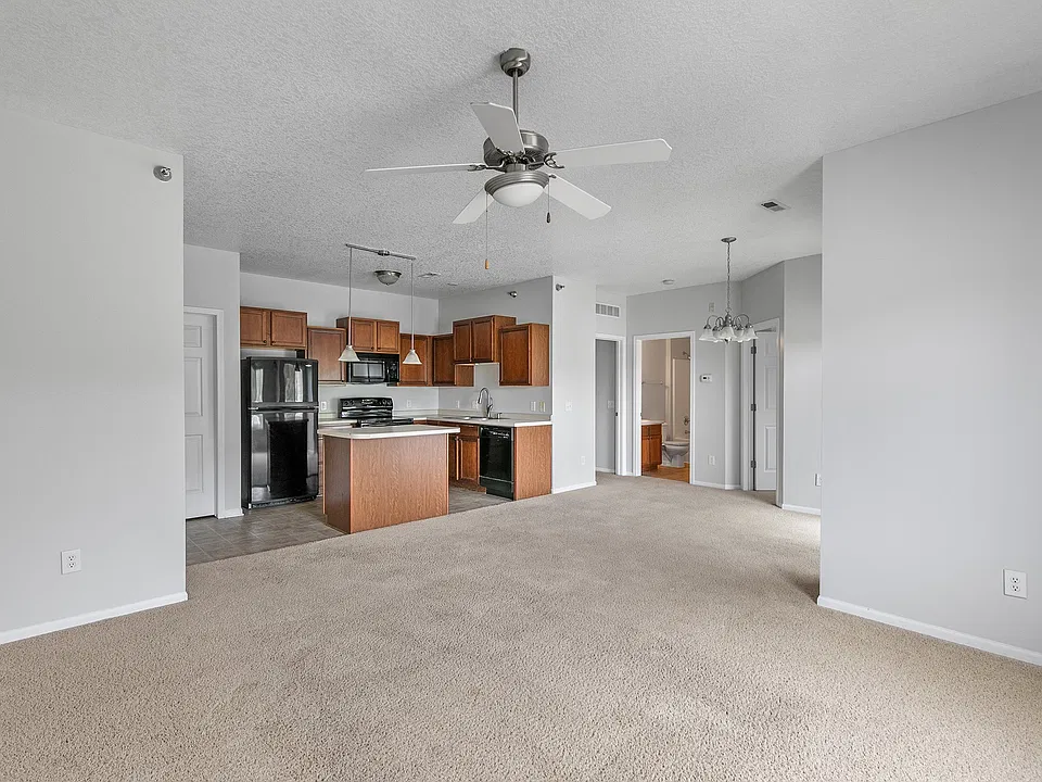 8601 Western Ave #5204