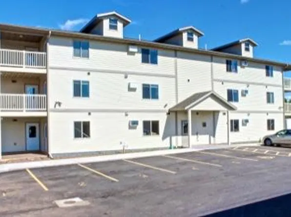 495 E South Ave #5, Chippewa Falls, WI 54729