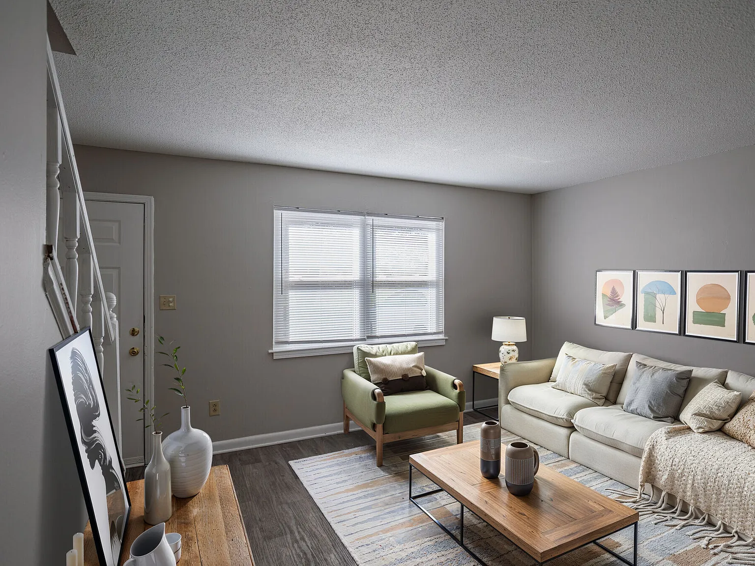 Jackson Manor Apartments — Photo 3