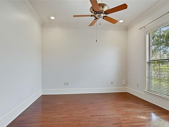 4th image of 118 Lavender Ct