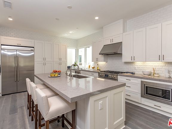 3rd image of 12663 Seacoast Pl