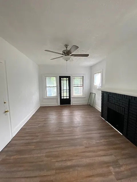 2 bed, $1,050 — Photo 3