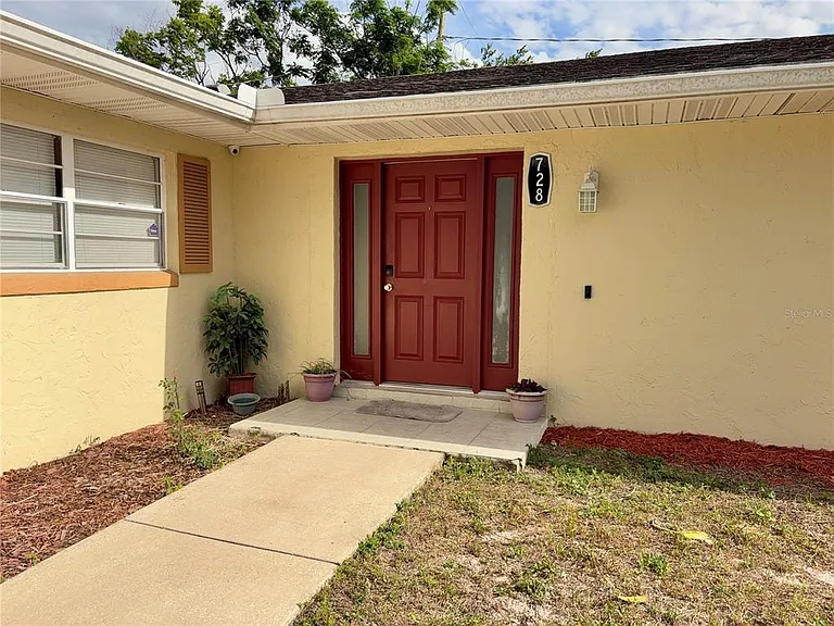 728 Lake Ned Rd — Photo 6