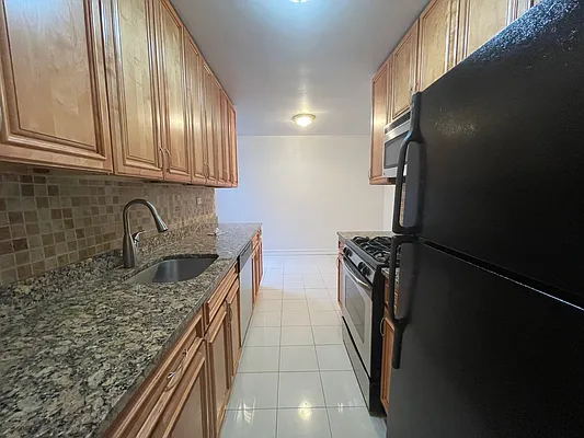 Rented by Queens Apartments Realty LLC | media 1