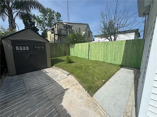 838 Weiblen Pl — Photo 11