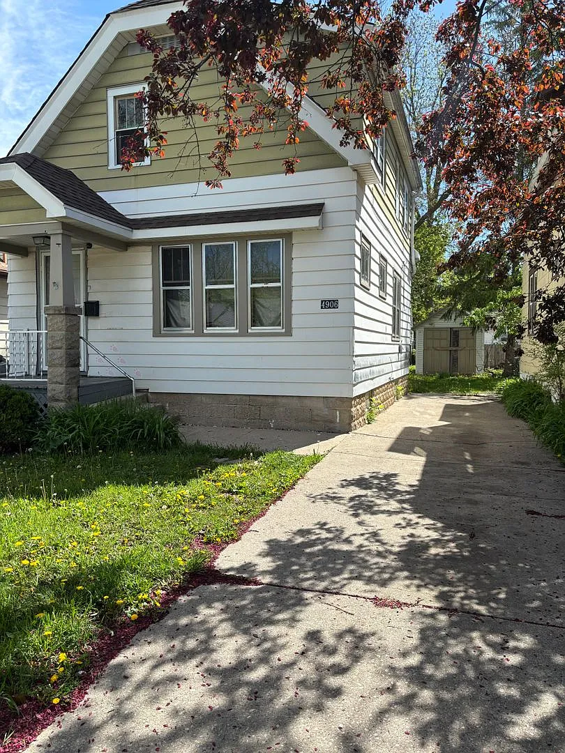 Building Photo - 4906 N 58th St