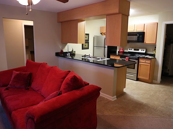 5th image of 9058 Fox Lake Dr