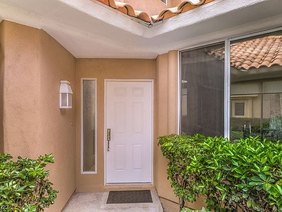 3rd image of 4968 Mount Pleasant Ln