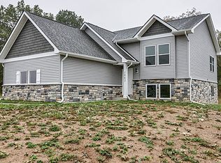 1983 Bridgets Way, Gregory, MI 48137