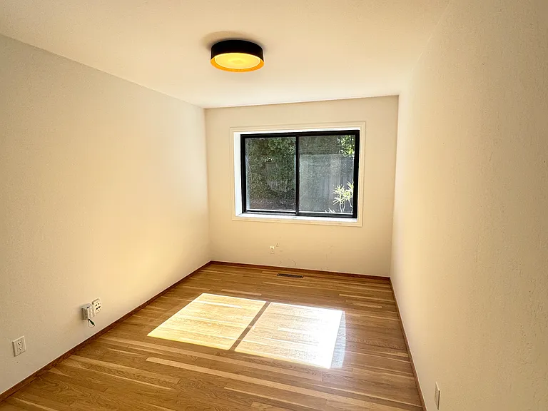 236 Cherry Ave — Photo 10