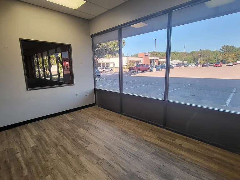 6001 Bartlett Center Dr — Photo 11