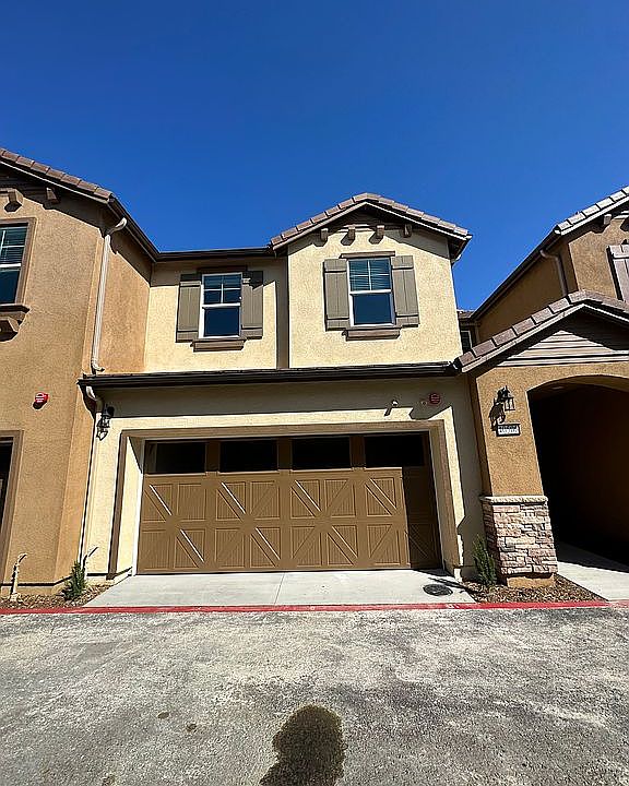 1st image of 40506 Birchfield Dr