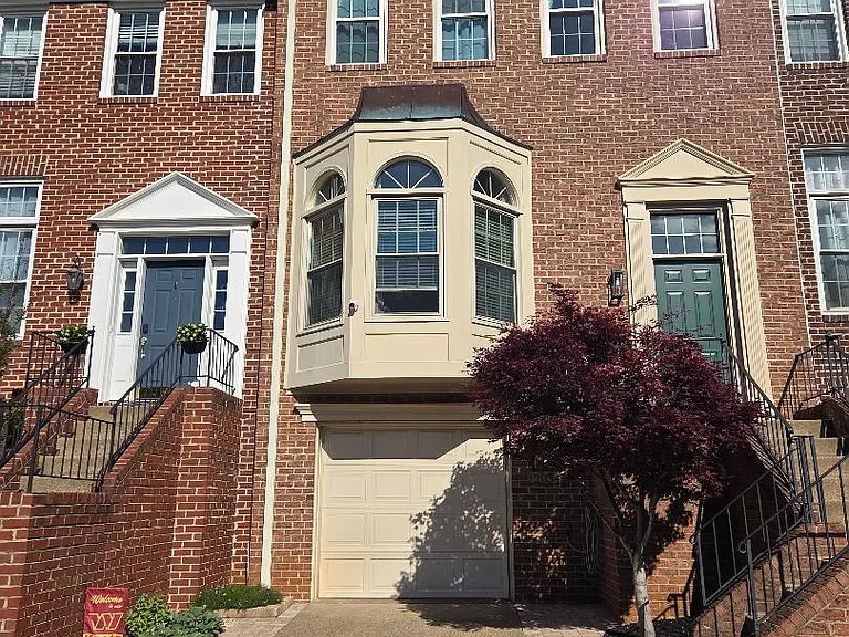 20342 Brentmeade Ter — Photo 1