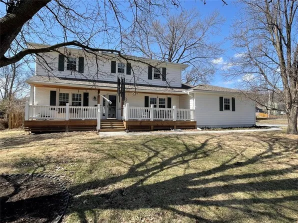 9700 Outlook St, Overland Park, KS 66207