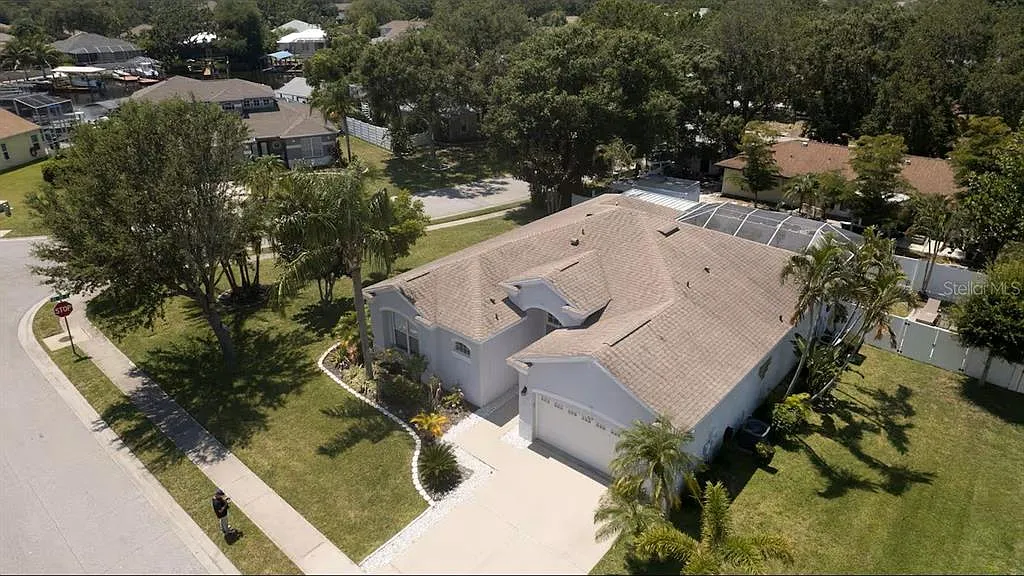 Photo 2 of 39 - 4119 2nd Ave E - Bradenton, FL Building Photo - 4119 2nd Ave E