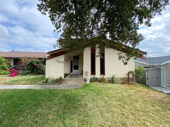 3rd image of 8308 York Dr