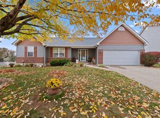 415 Valley Oaks Dr, Wentzville, MO 63385