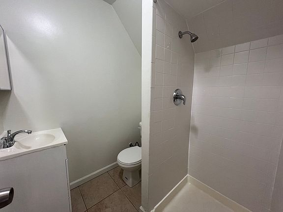 4th image of 368 S Atlantic Ave APT 9