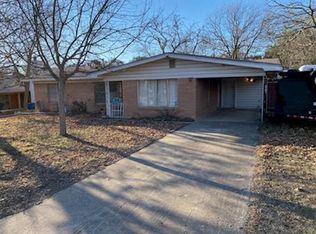 524 Tomahawk Trl, Kerrville, TX 78028
