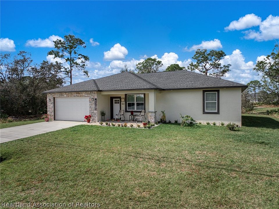 1st image of 905 Scarab Dr