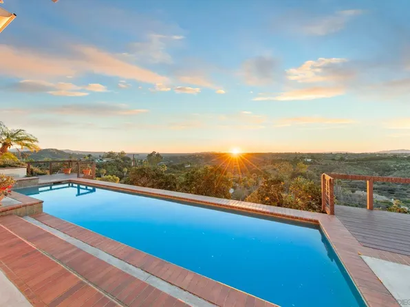 2323 Wilt Rd, Fallbrook, CA 92028