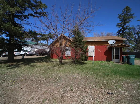 65 Eldredge St E, Motley, MN 56466