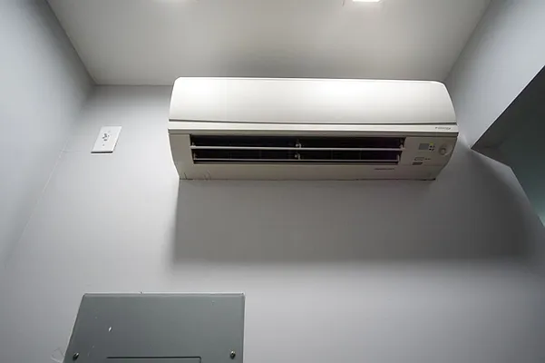 Rented by Lofts and Flats LLC | media 24