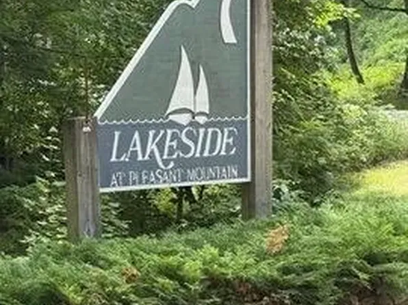 41 Brewster Circle #41, Bridgton, ME 04009