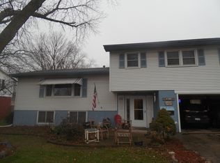 825 S Iowa St, Geneseo, IL 61254