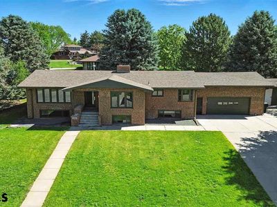 1201 Larkspur Dr, Scottsbluff, NE, 69361