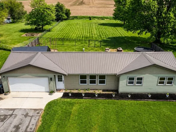539 E Albion St, Avilla, IN 46710