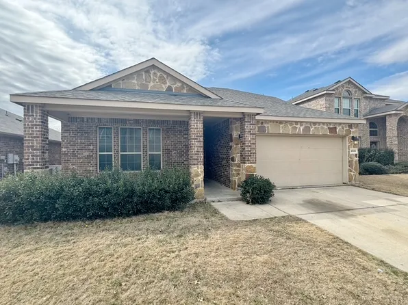 1020 Cheyenne Dr, Aubrey, TX 76227