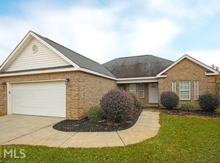 511 Manchester Ln, Byron, GA 31008