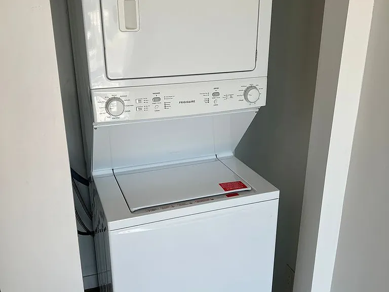 Star North Apartments — Photo 9