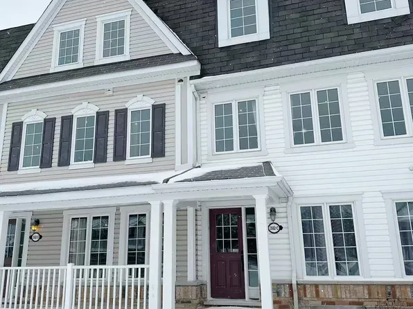 3502 River Run Ave, Ottawa, ON K2J 0R9