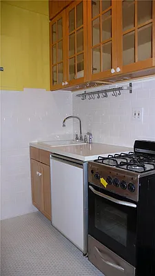 Rented by R New York | media 29