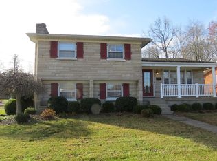 1100 Cristland Rd, Louisville, KY 40214