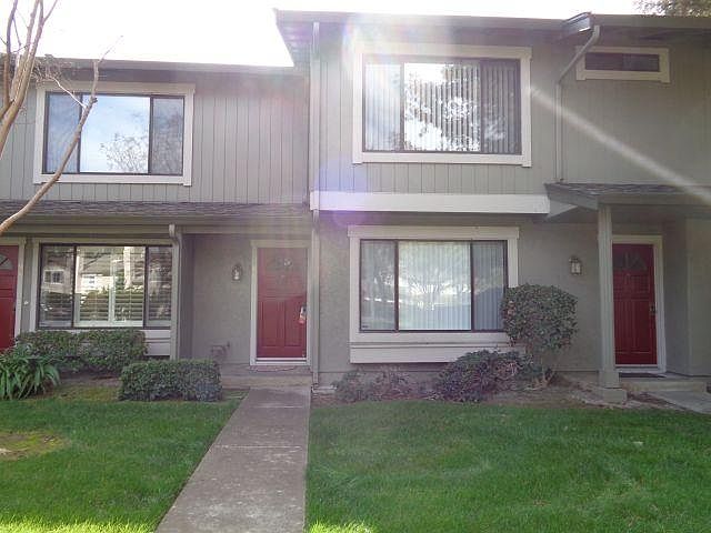 1st image of 96 Saddlebrook Dr