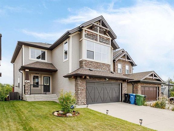 2nd image of 105 NW Cortina Bay SW
