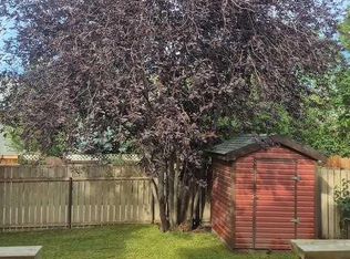 123 E Stoney Cres W, Lethbridge, AB T1K 7B2