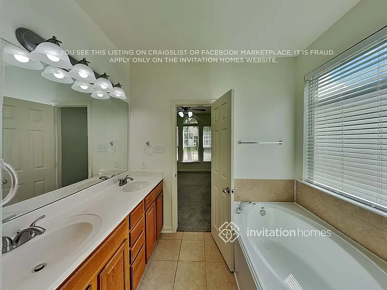 17247 Marquette Point Ln — Photo 15
