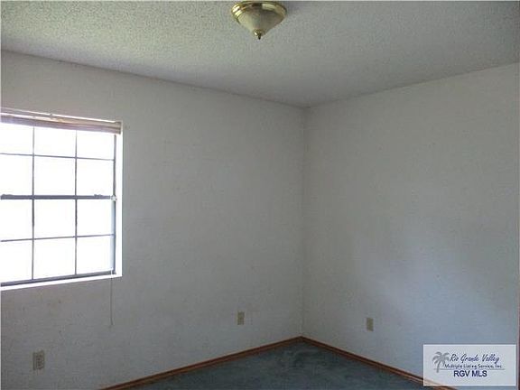 4th image of 3013 Canterbury Ct