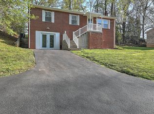 109 Northwood Pl, Gray, TN 37615