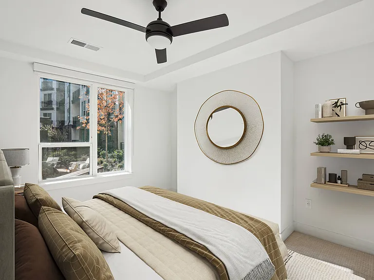 Solis Midtown — Photo 15