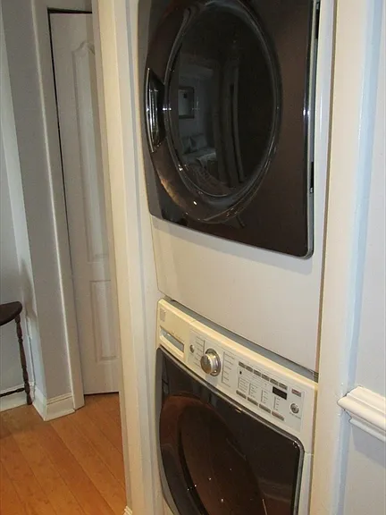 100 Marina Dr #508 — Photo 34