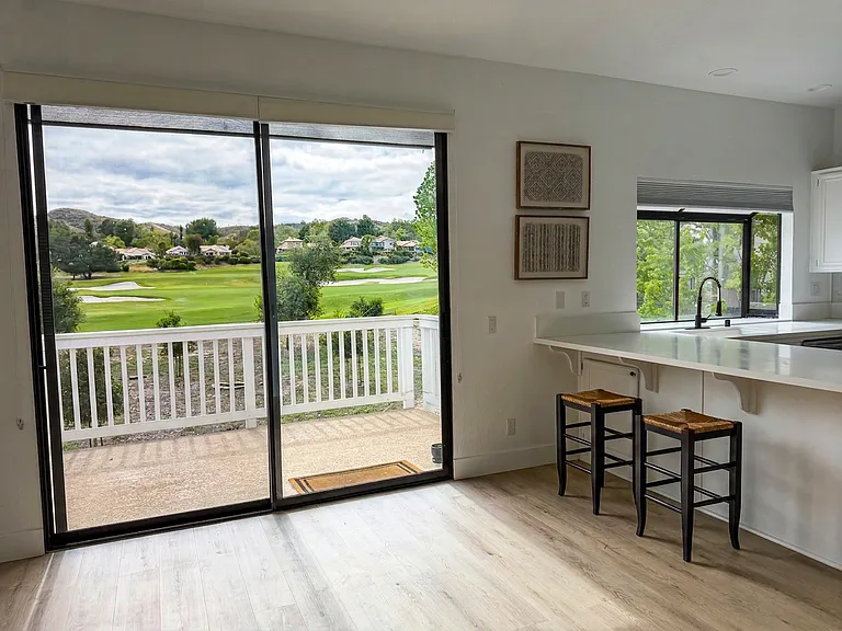 31 Oak Knls — Photo 40