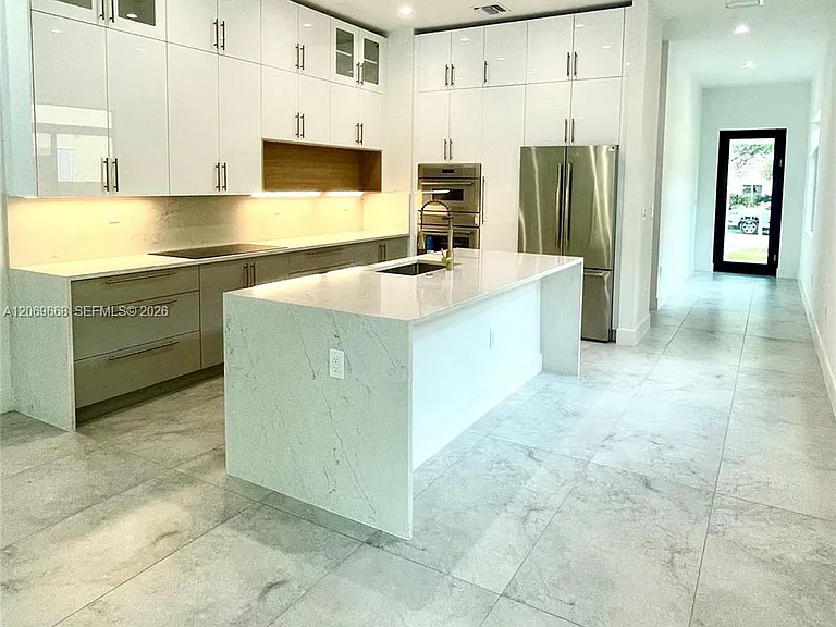 602 SW 7th Ave #0 — Photo 7