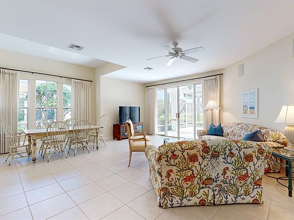 4th image of 5231 W Harbor Village Dr