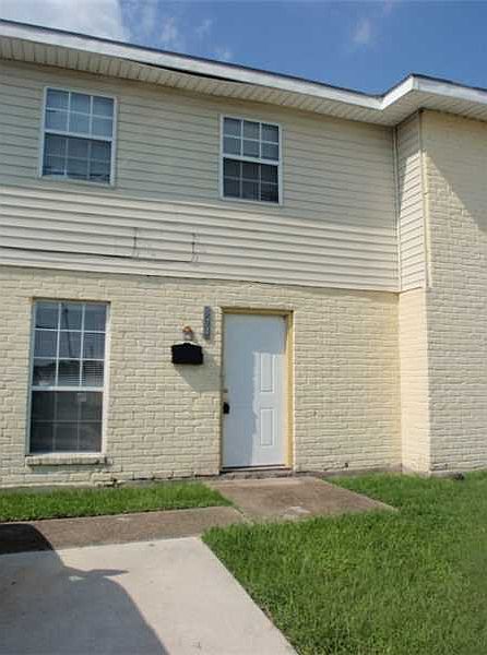 1st image of 574 Holmes Blvd