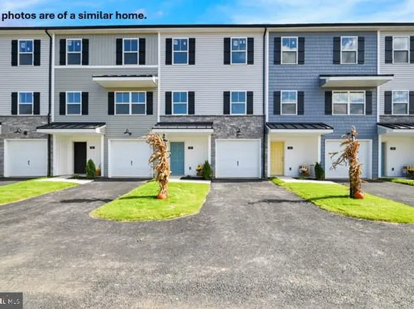 15 Landing Pl, York, PA 17408